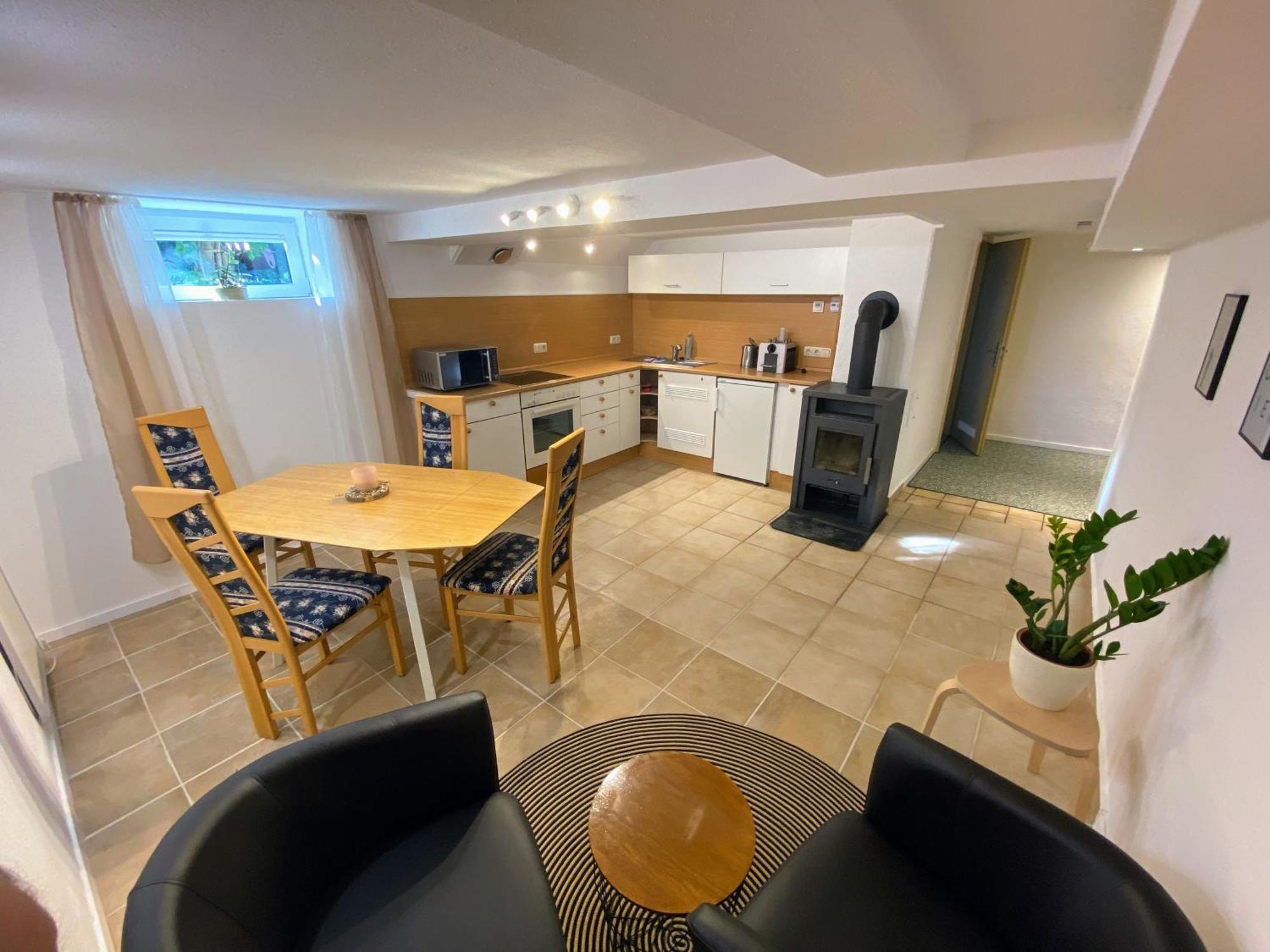 2 Zimmer I Kueche I Smarttv I Klima I Parkplatz I 3 Bed I Wlan Tacherting Exterior photo